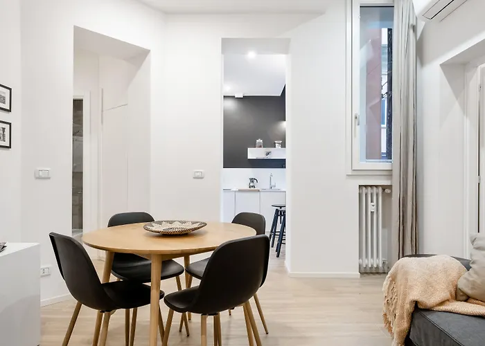 Guesthost - Piazza Maggiore White Bologna