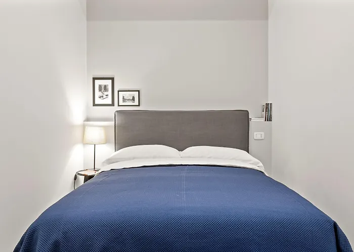 Apartment Guesthost - Piazza Maggiore White Bologna