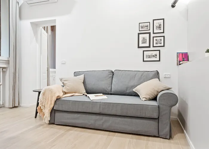 Apartment Guesthost - Piazza Maggiore White Bologna