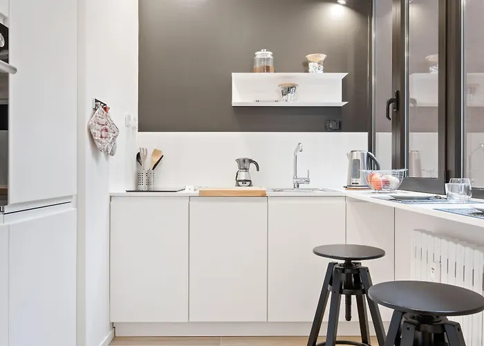 Guesthost - Piazza Maggiore White Apartment Bologna