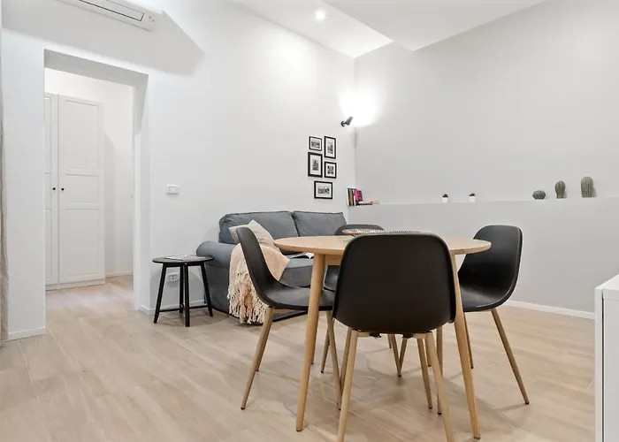 Apartment Guesthost - Piazza Maggiore White Bologna